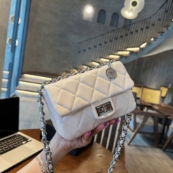 Túi Chanel White Size 20